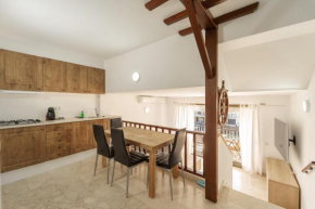 WELCS APARTAMENTO 145 EMP con vistas al canal